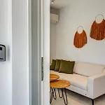 Silver Thea Apartament Páros